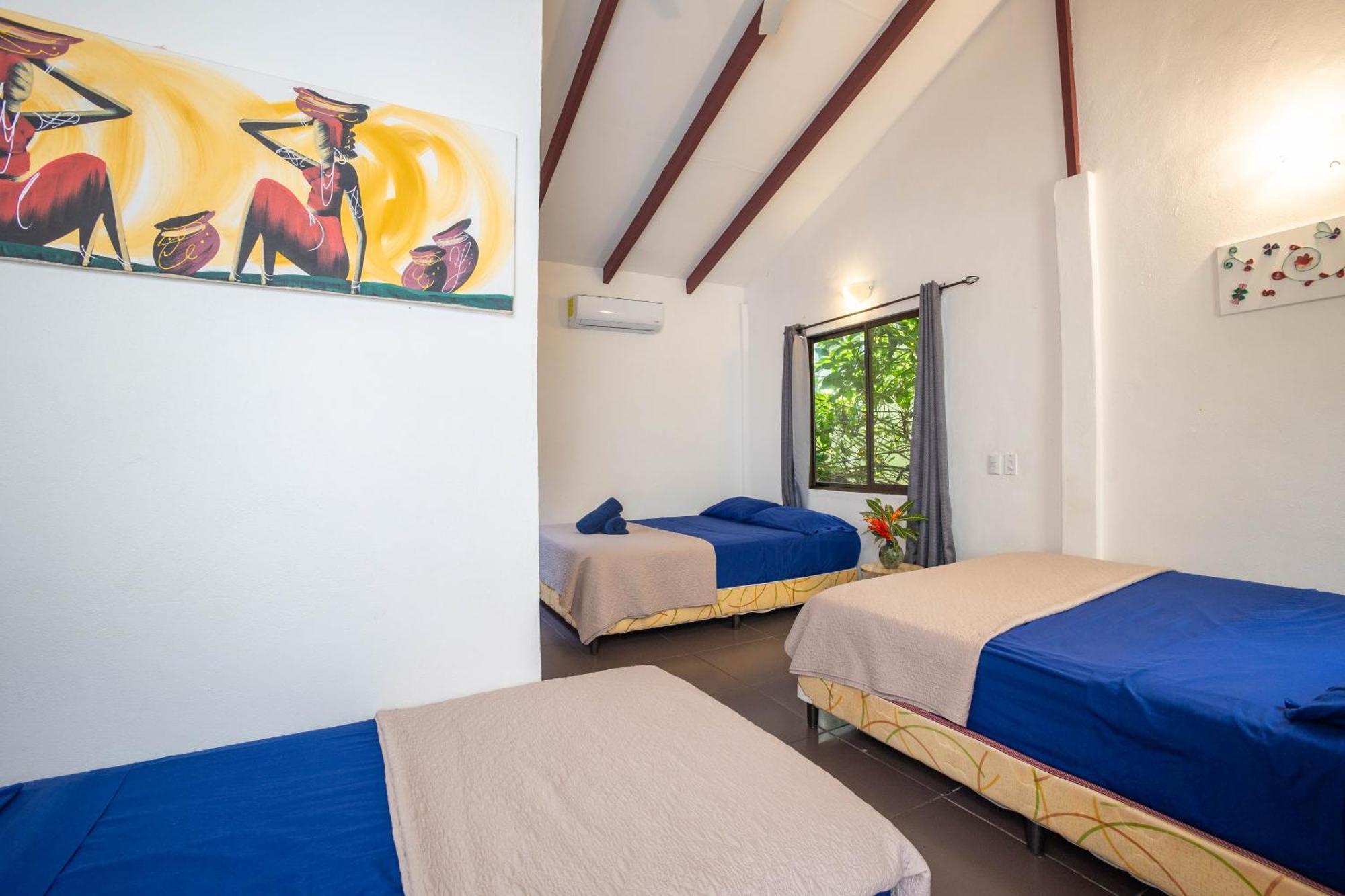 Bambutel Cocles Hotel Puerto Viejo de Talamanca Exterior photo